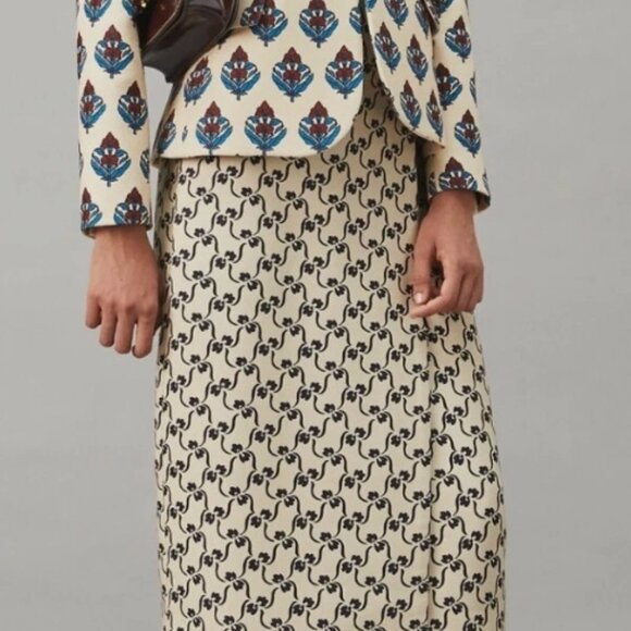 Tory Burch Twill Crepe Wrap Midi Skirt with Navy Stencil Floral S $498 - Picture 5 of 10